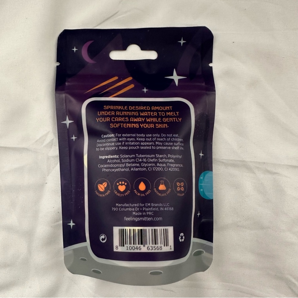 Feeling Smitten Cosmic Berry Confetti Soap 1.2 oz New Sealed - Picture 2 of 4